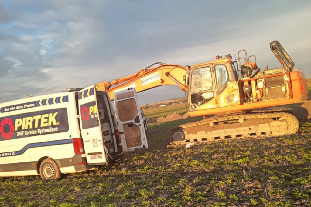 pelle à chenilles qui saccade